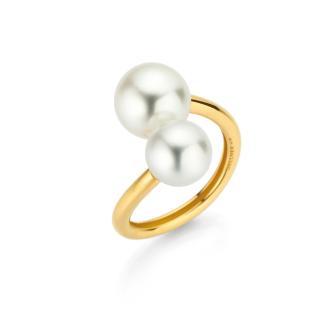 Neoclassic Ring