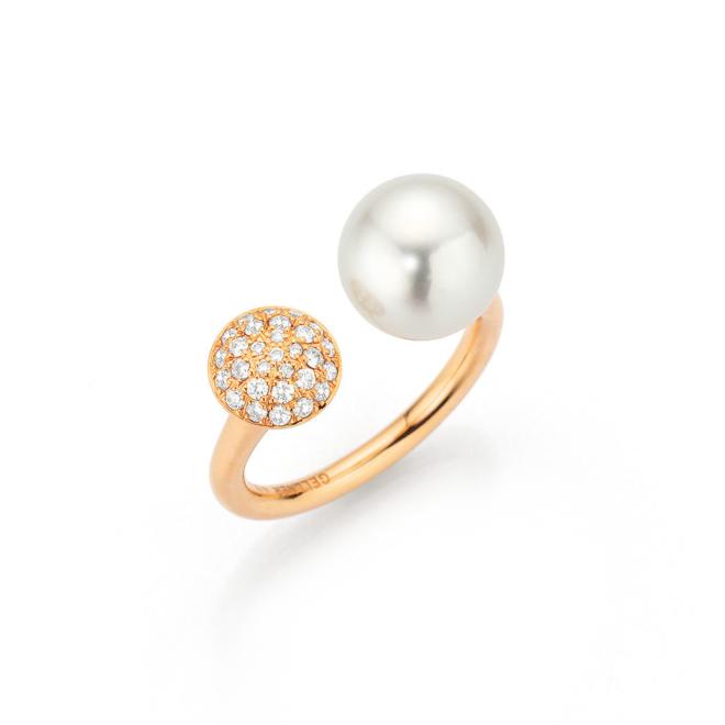 Modern Classics Ring