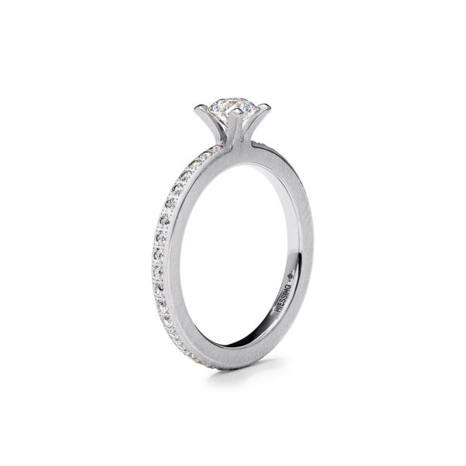 Amatis Highlights Ring
