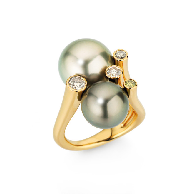 Modern Classics Ring