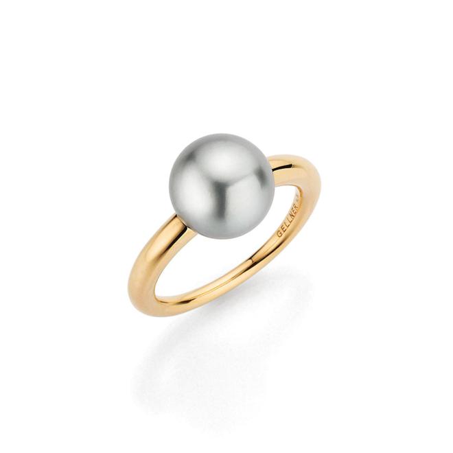 Modern Classics Ring