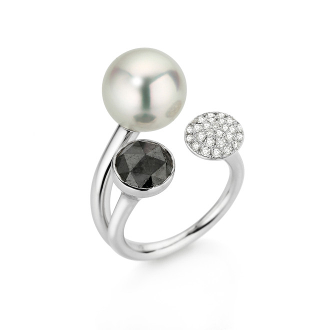 Modern Classics Ring